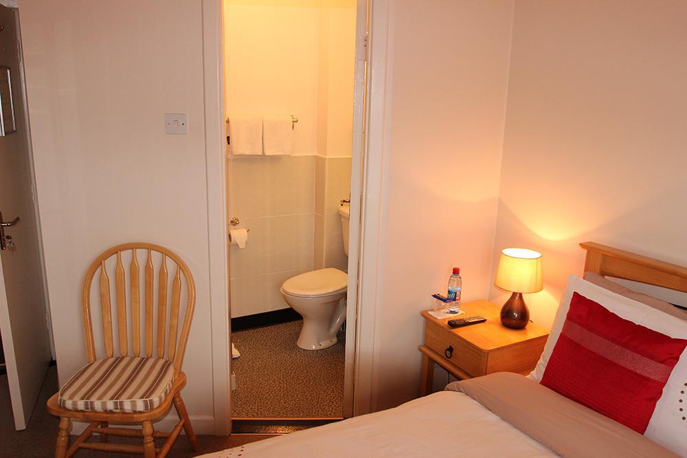 Creedons Traditional Irish Welcome Inn B&B Cork Szoba fotó